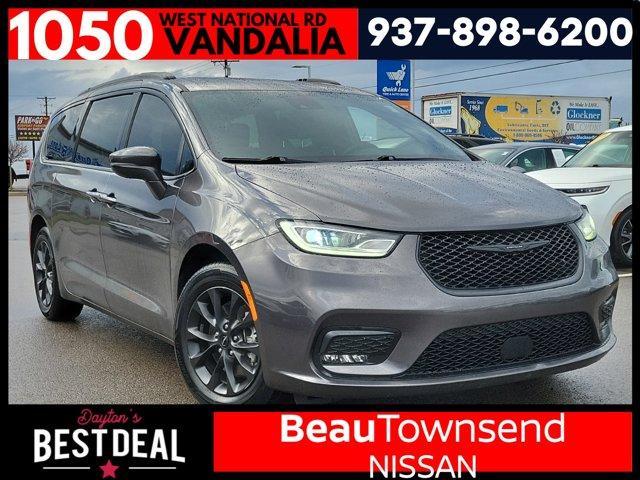 used 2021 Chrysler Pacifica car, priced at $29,547