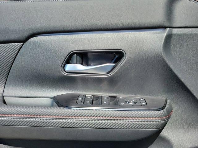 new 2025 Nissan Kicks car