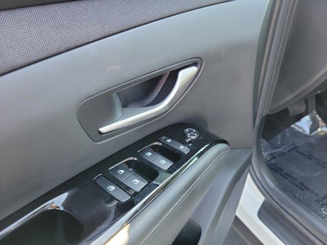 used 2024 Hyundai TUCSON Hybrid car, priced at $25,985