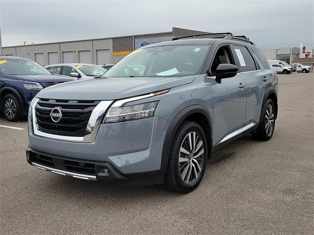 used 2022 Nissan Pathfinder car, priced at $36,777