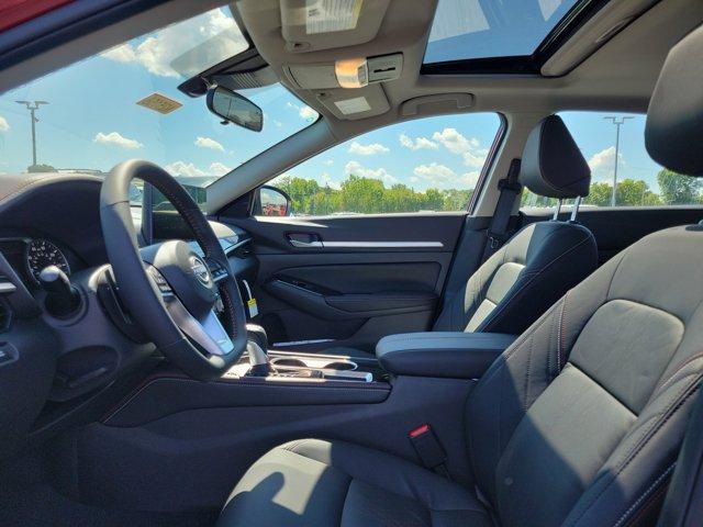 new 2025 Nissan Altima car