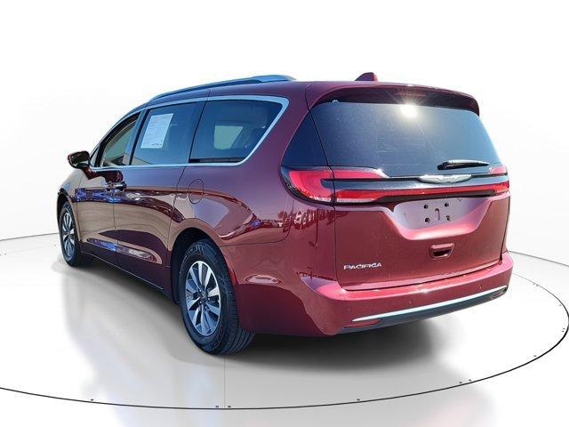 used 2021 Chrysler Pacifica car, priced at $20,995