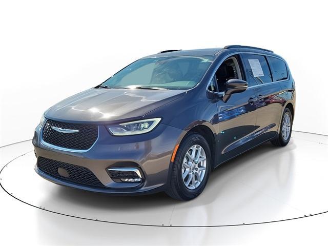 used 2022 Chrysler Pacifica car, priced at $23,234