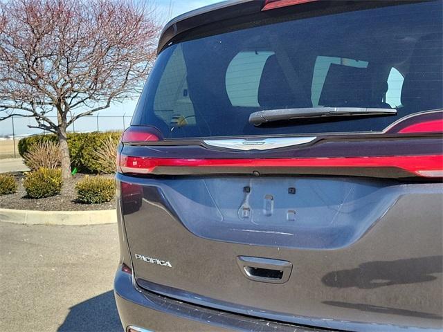 used 2022 Chrysler Pacifica car, priced at $23,234