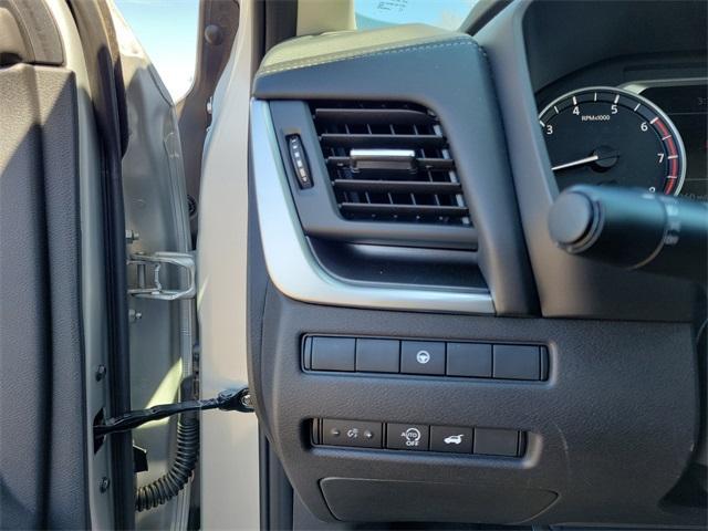 new 2025 Nissan Rogue car