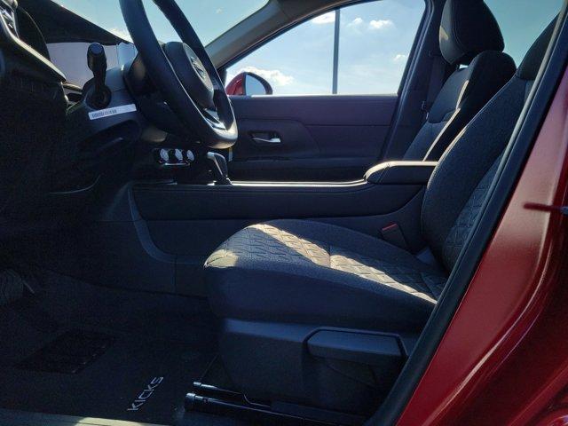 new 2025 Nissan Kicks car