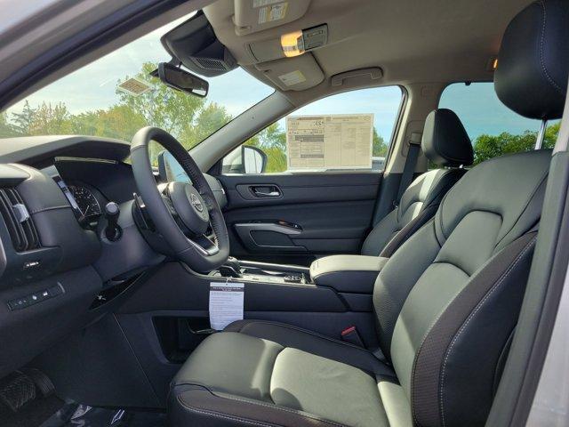 new 2025 Nissan Pathfinder car