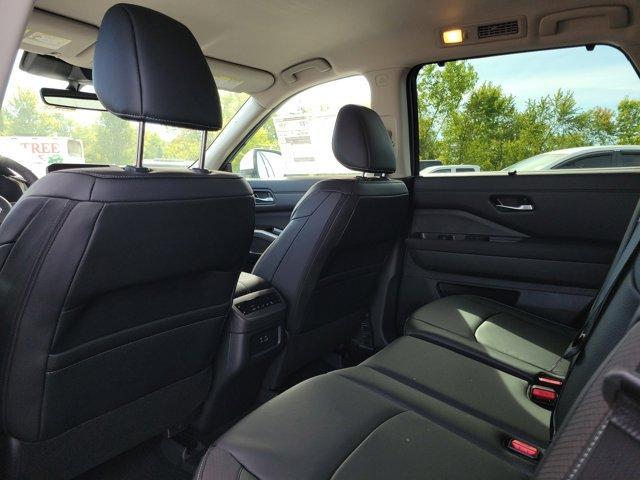 new 2025 Nissan Pathfinder car