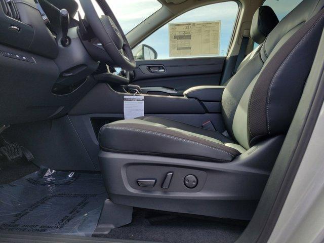 new 2025 Nissan Pathfinder car