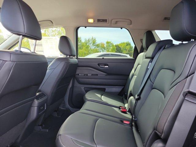 new 2025 Nissan Pathfinder car