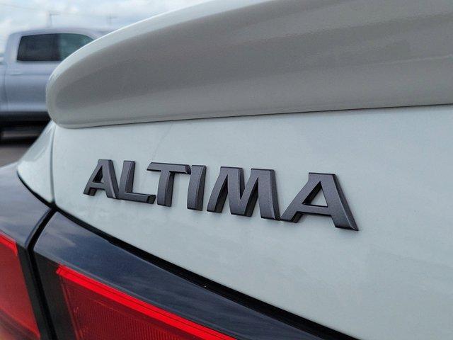 new 2024 Nissan Altima car