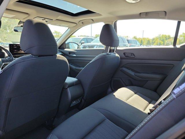 new 2025 Nissan Altima car