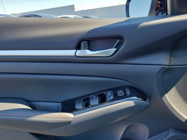 new 2025 Nissan Altima car