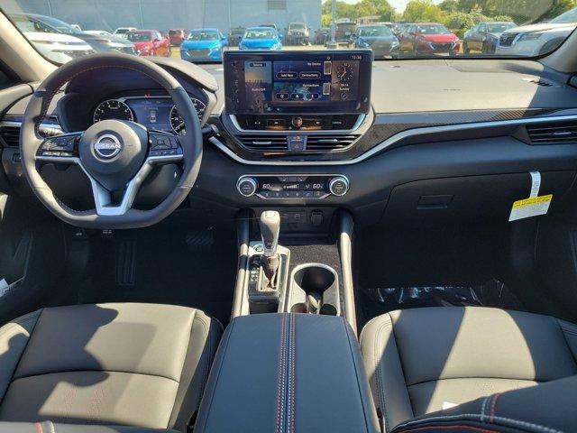 new 2025 Nissan Altima car