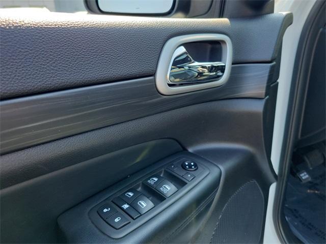 used 2021 Jeep Grand Cherokee car, priced at $24,780