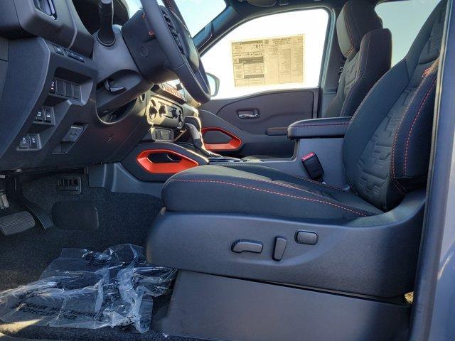 new 2025 Nissan Frontier car