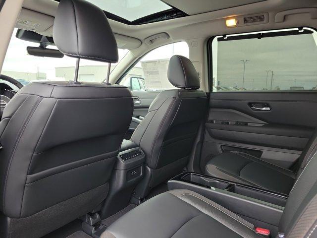 new 2025 Nissan Pathfinder car