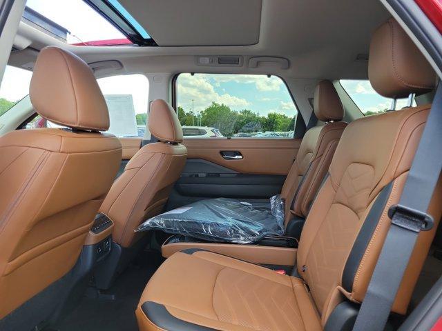 new 2025 Nissan Pathfinder car