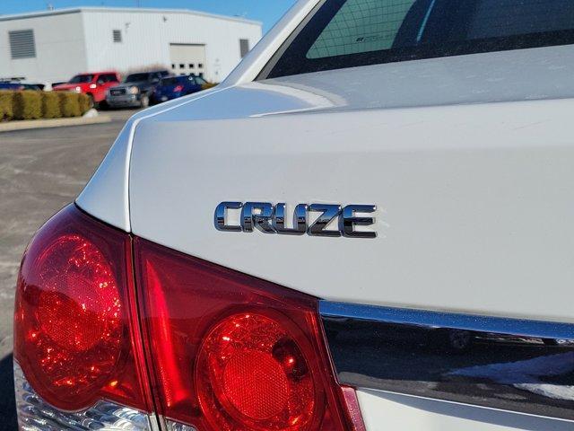 used 2015 Chevrolet Cruze car, priced at $12,495