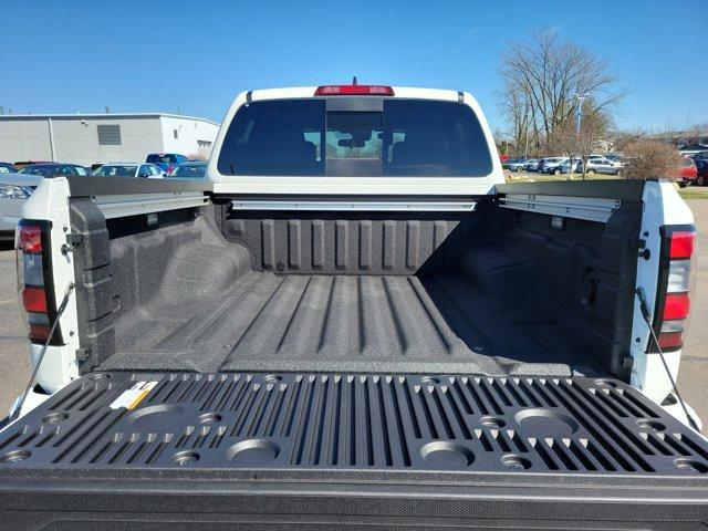 new 2025 Nissan Frontier car