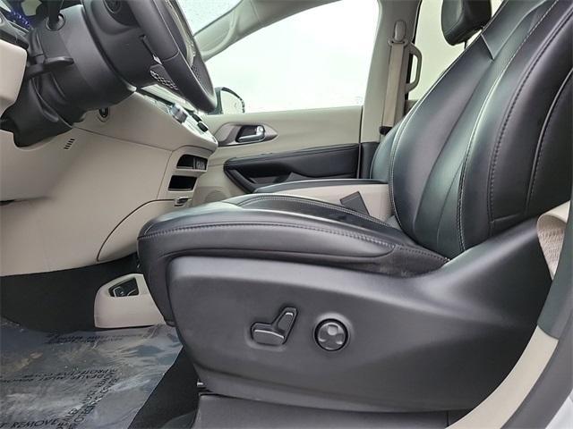 used 2023 Chrysler Pacifica car, priced at $24,985