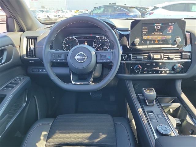 new 2025 Nissan Pathfinder car