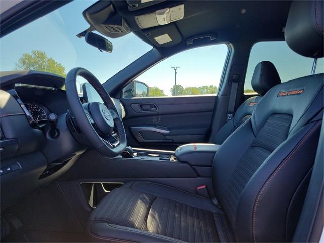 new 2025 Nissan Pathfinder car