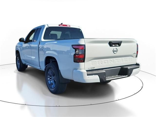 new 2025 Nissan Frontier car