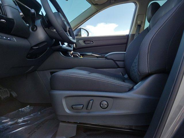 new 2025 Nissan Pathfinder car