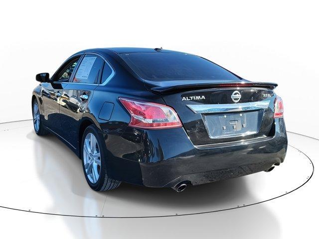 used 2013 Nissan Altima car, priced at $12,995