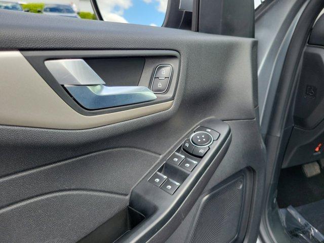 used 2022 Ford Escape car, priced at $21,995