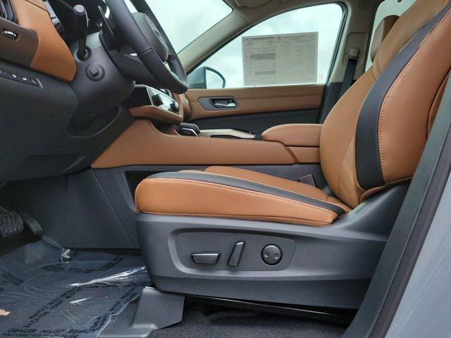 new 2025 Nissan Pathfinder car