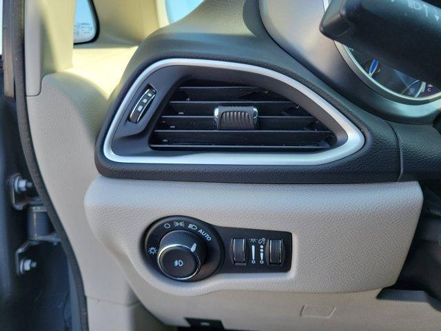 used 2022 Chrysler Pacifica car, priced at $21,794