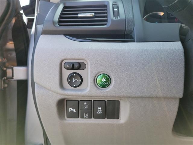 used 2021 Honda Pilot car, priced at $27,995