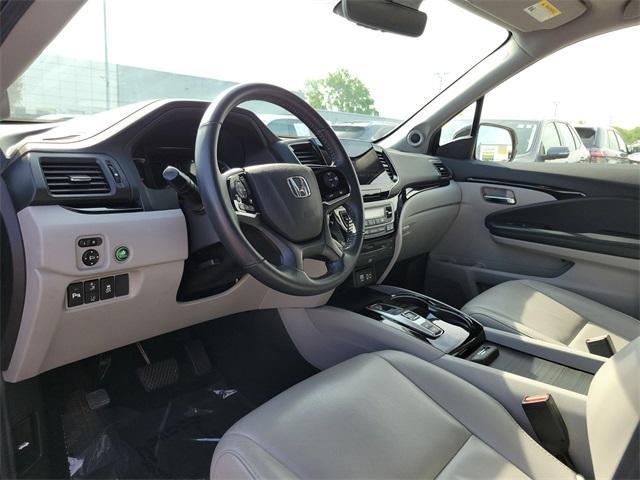 used 2021 Honda Pilot car, priced at $27,995