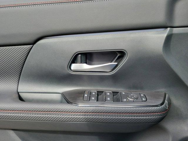 new 2025 Nissan Kicks car