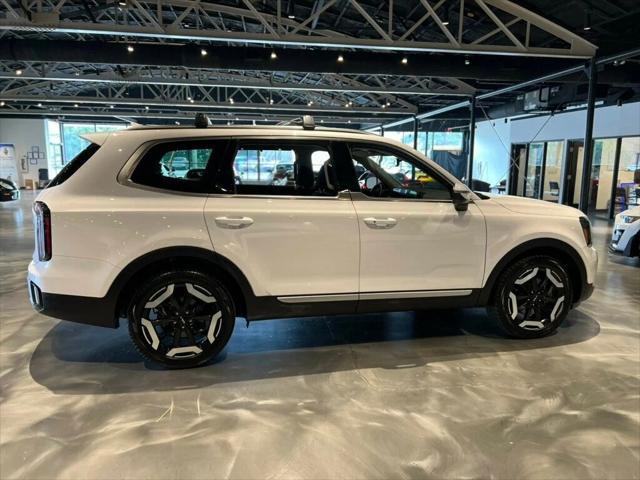 used 2023 Kia Telluride car, priced at $32,481