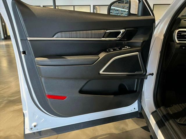 used 2023 Kia Telluride car, priced at $32,481