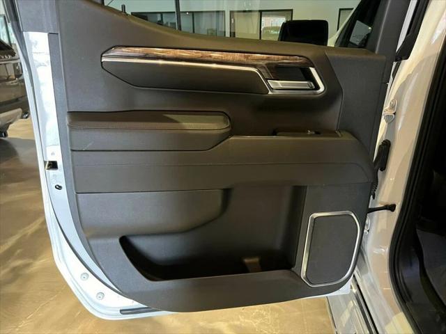used 2022 Chevrolet Silverado 1500 car, priced at $46,881