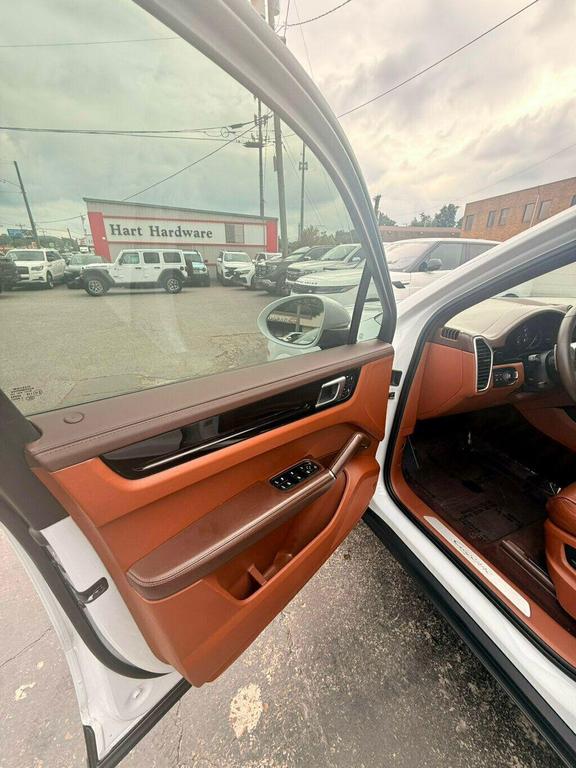 used 2022 Porsche Cayenne car, priced at $53,881