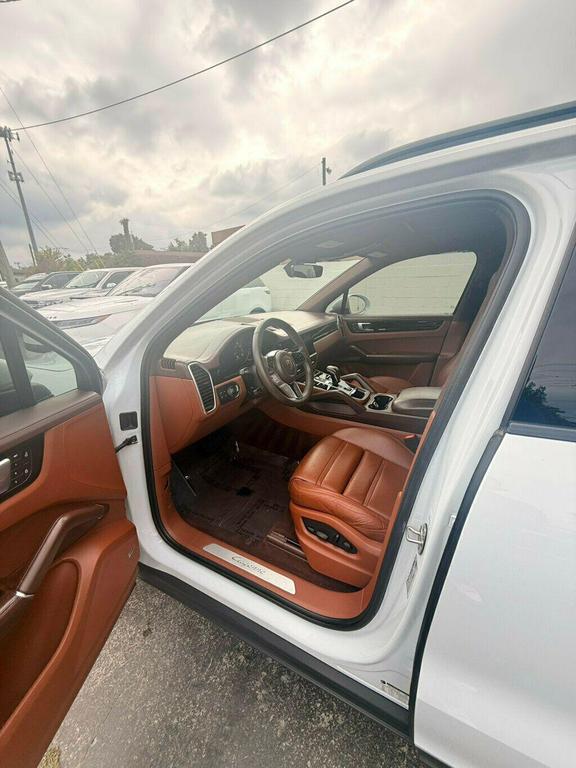 used 2022 Porsche Cayenne car, priced at $53,881