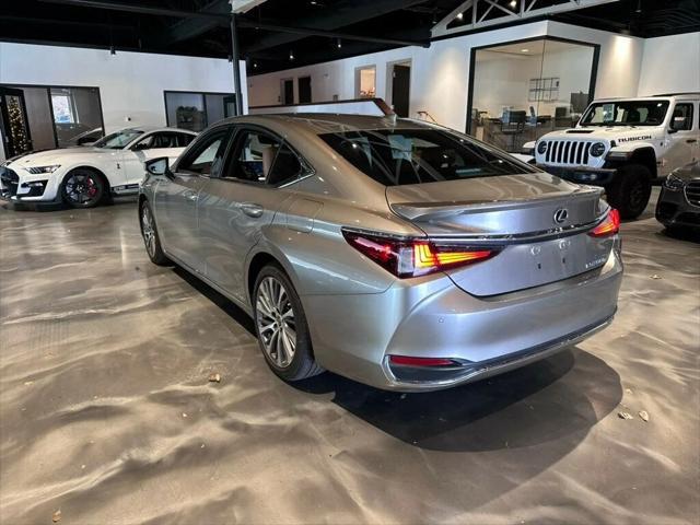 used 2021 Lexus ES 300h car, priced at $34,881