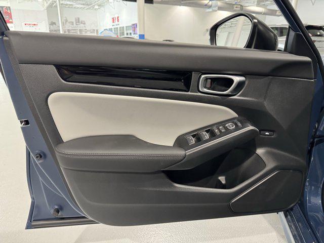 new 2025 Honda Civic Hybrid car, priced at $32,186