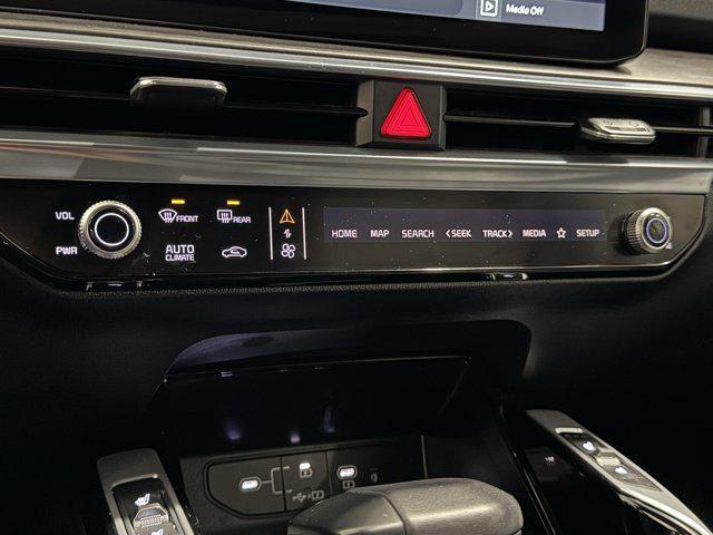 used 2024 Kia Sorento car, priced at $36,489