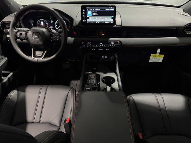 new 2025 Honda Pilot car, priced at $47,553