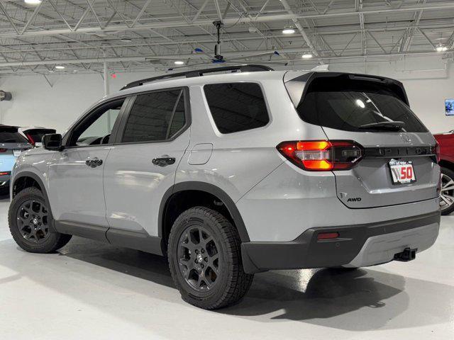 new 2025 Honda Pilot car, priced at $47,553