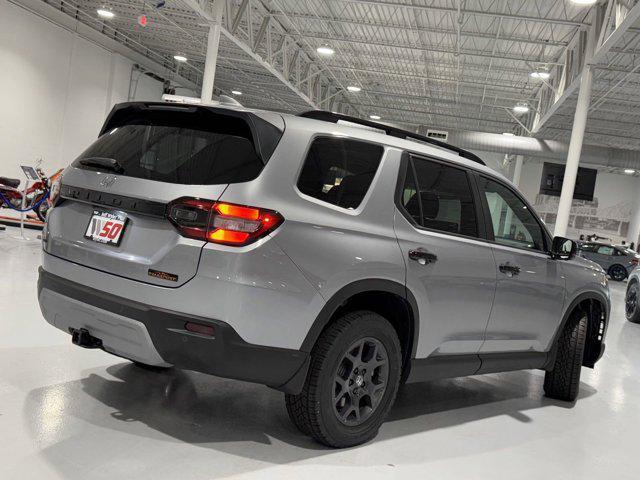 new 2025 Honda Pilot car, priced at $47,553