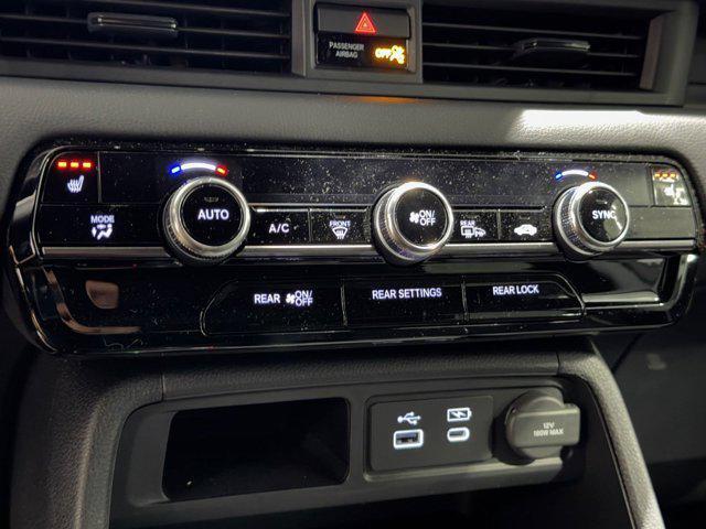 new 2025 Honda Pilot car, priced at $47,553