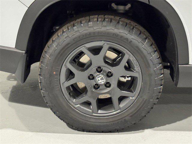 new 2025 Honda Pilot car, priced at $48,350