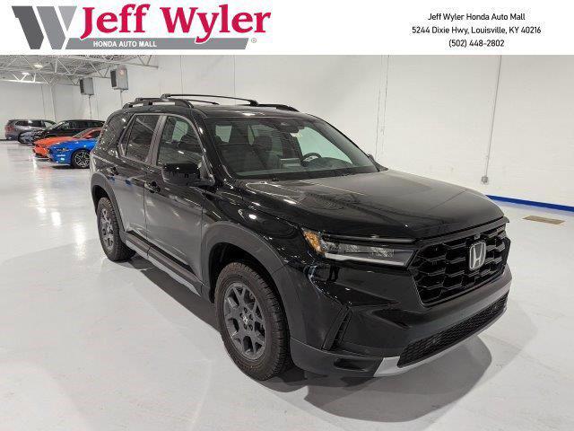 new 2025 Honda Pilot car, priced at $46,833